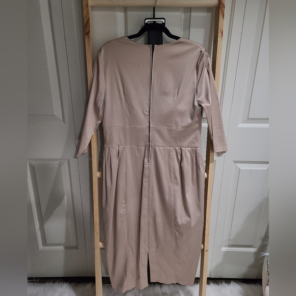 Deadly Dames by Micheline Pitt Satin Sandy Beige Retro/Pin-up style dress - Picture 2 of 3